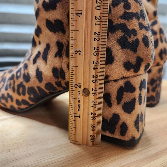 Soda Adena Leopard Print Boots – Women’s 6.5 – Zip-Up Heeled Booties - Picture 7 of 9